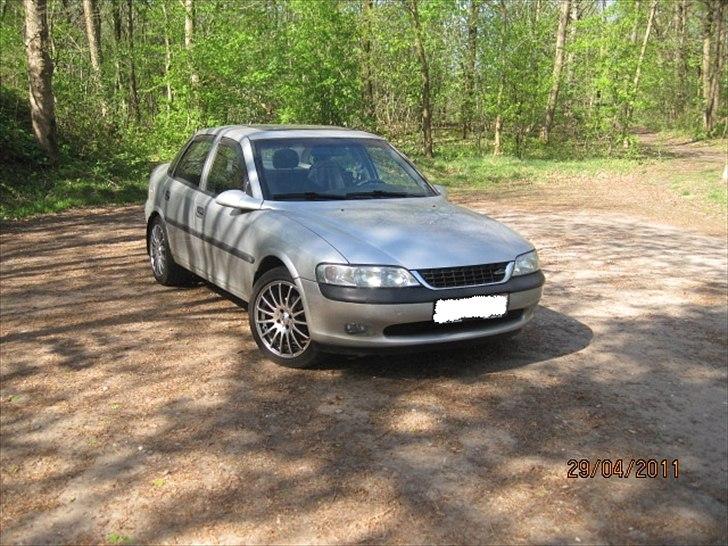 Opel Vectra B (Skrottet) billede 14
