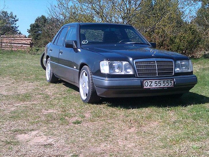 Mercedes Benz w124 e230 (solgt) billede 1
