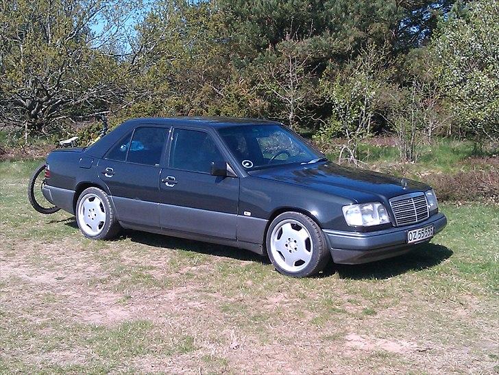Mercedes Benz w124 e230 (solgt) billede 7
