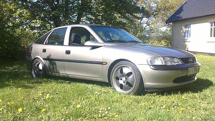 Opel vectra b billede 1