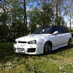 VW Golf 3 Black/White