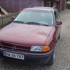 Opel astra f stc (solgt)