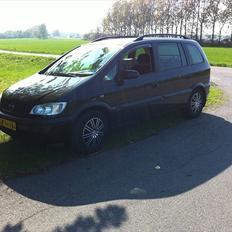 Opel Zafira 2,0 DTi flexivan