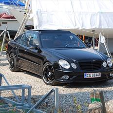 Mercedes Benz E320 V6 CDI Avantgarde 