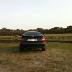 Audi A4 1,8 t 4d solgt