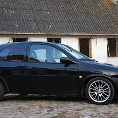 Opel Corsa b