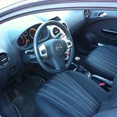 Opel Corsa D 5 dørs.