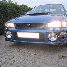Subaru Impreza 2,0 GT Turbo AWD (GC8)