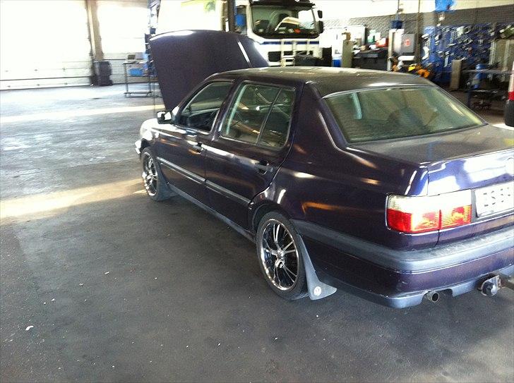 VW Vento  SOLGT billede 16