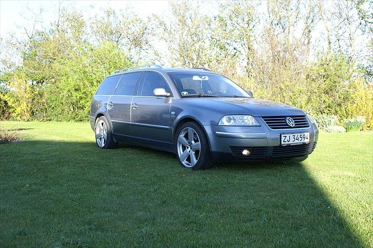 VW Passat 2,5 V6 4M Highline billede 1