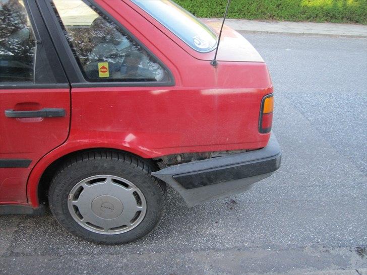 Volvo 440 DL 1,7 SKROTTET! billede 4