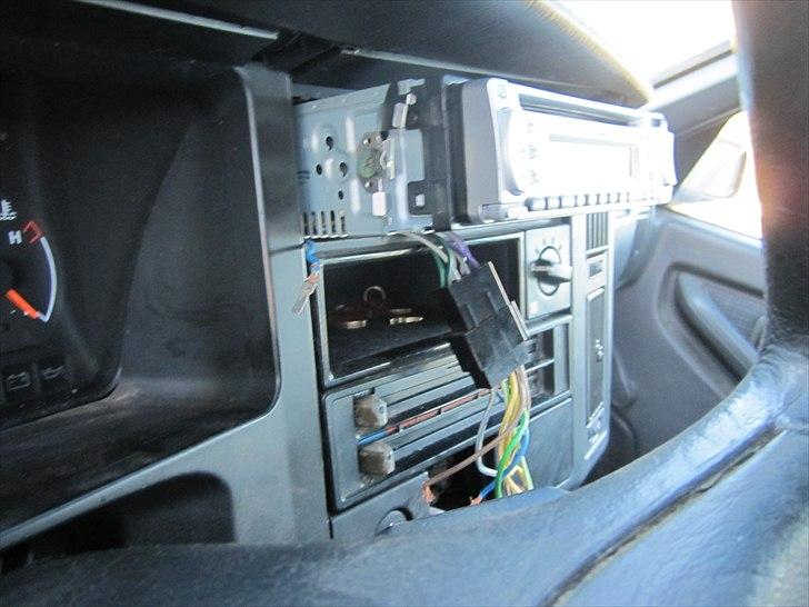 Volvo 440 DL 1,7 SKROTTET! billede 11