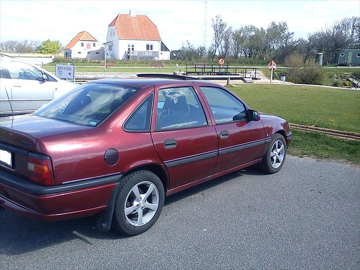 Opel Vectra A 2,0i>Solgt< billede 4