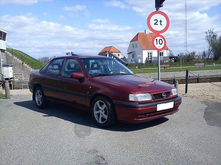 Opel Vectra A 2,0i>Solgt< billede 11