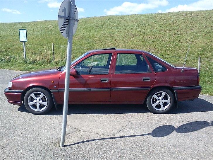 Opel Vectra A 2,0i>Solgt< billede 12