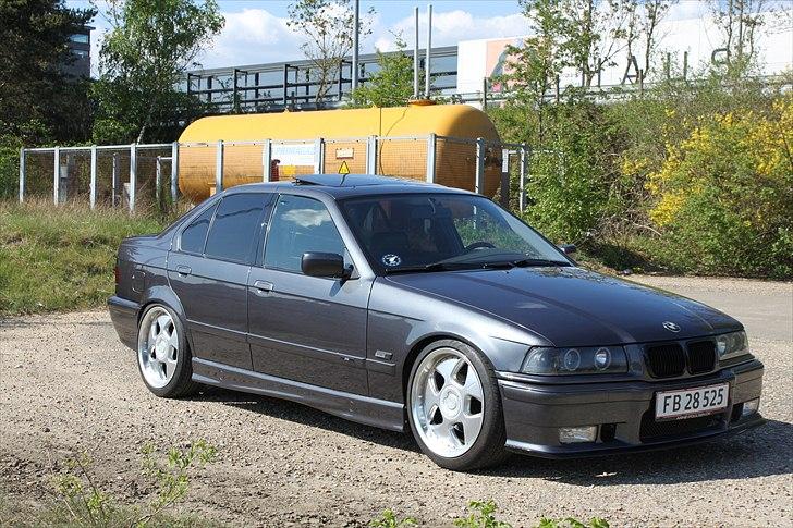 BMW e36 320i billede 1