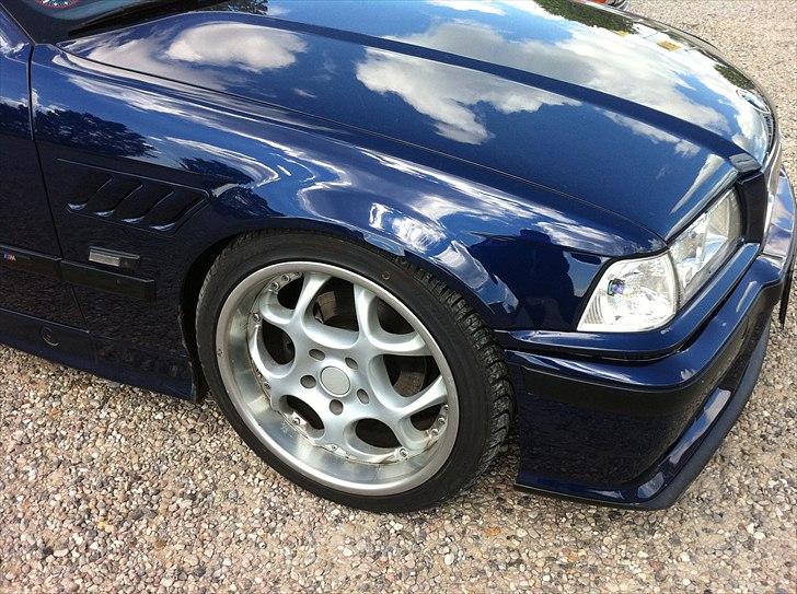 BMW E36 320I 24v **SOLGT** billede 9