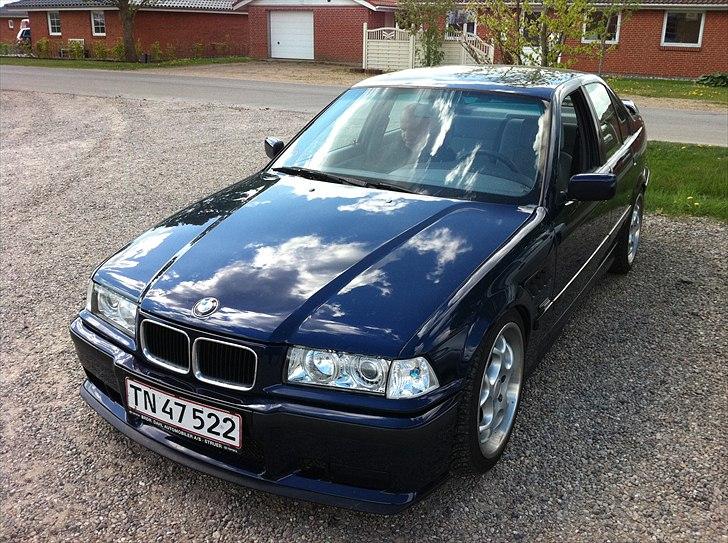 BMW E36 320I 24v **SOLGT** billede 10