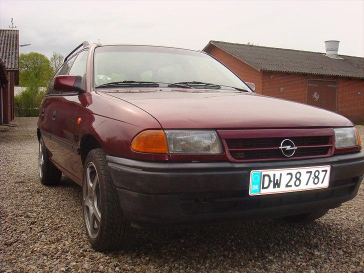 Opel astra f stc (solgt) billede 9