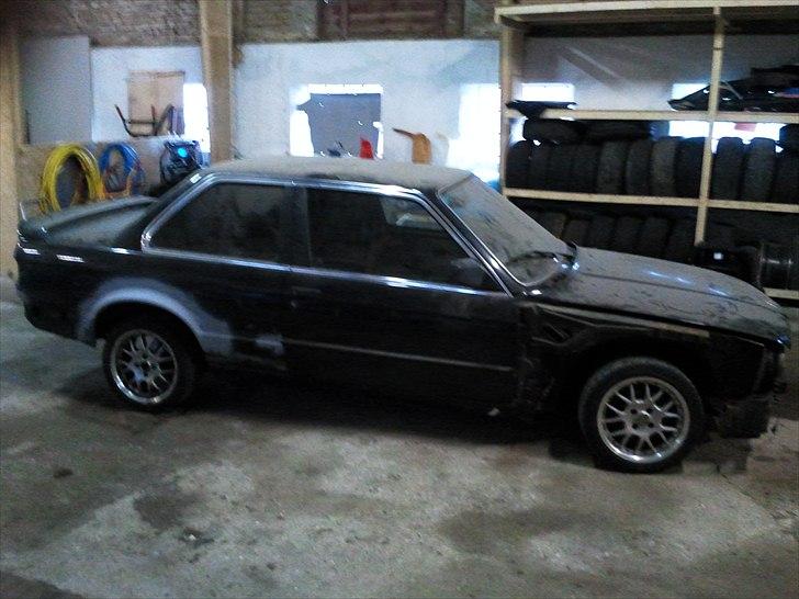 BMW E30 327i ETA Coupé billede 8