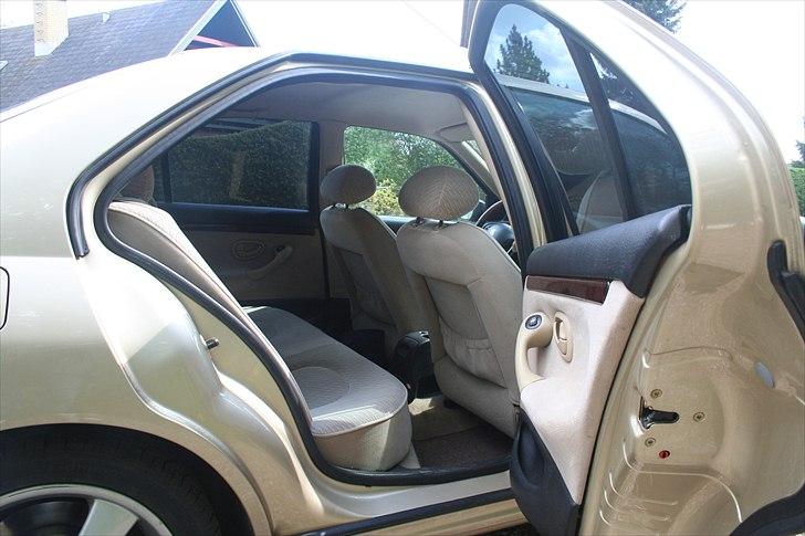 Peugeot 406 2,0 sv turbo billede 5