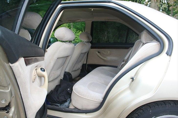 Peugeot 406 2,0 sv turbo billede 8