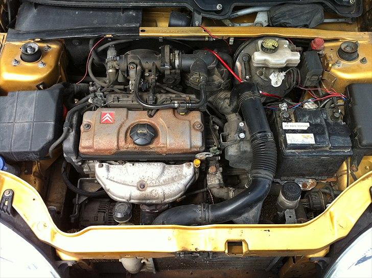 Citroën Saxo 1,6 VTS SOLGT billede 7