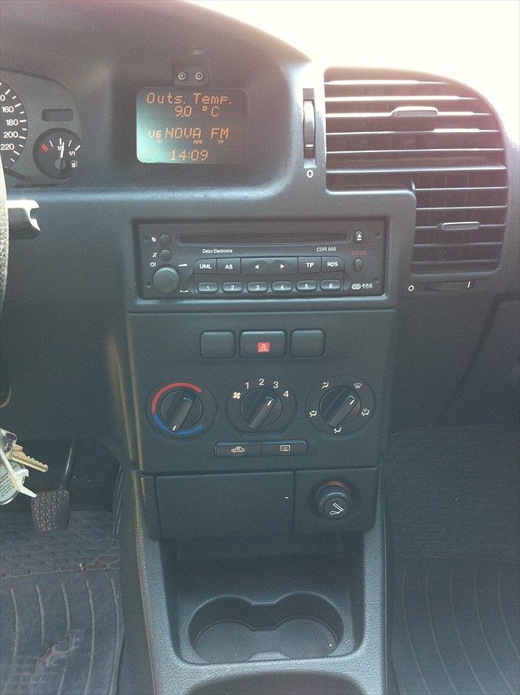 Opel Zafira 2,0 DTi flexivan - Hifi - ikke så meget at sige til det :) billede 11