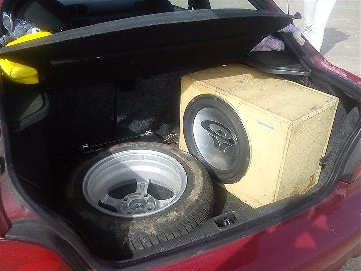 Hyundai accent på hyllen bil :D  billede 10