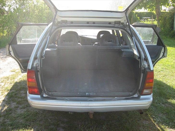 Mazda 626 2,0i LX Stc billede 6