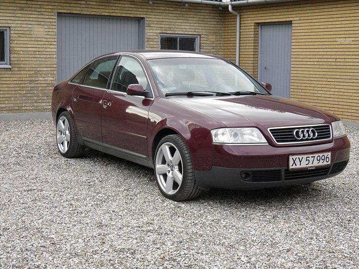 Audi A6 2,4 V6 billede 1
