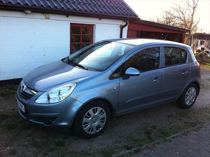 Opel Corsa D 5 dørs. billede 1