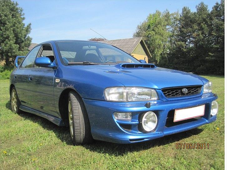 Subaru Impreza 2,0 GT Turbo AWD (GC8) billede 4