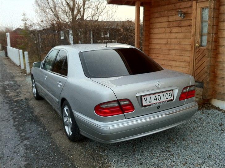 Mercedes Benz E 270 CDI billede 7