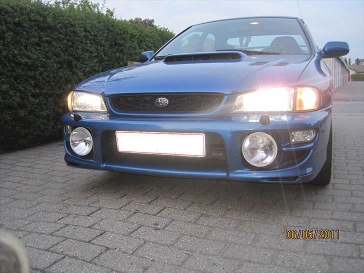 Subaru Impreza 2,0 GT Turbo AWD (GC8) billede 2