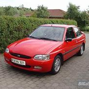 Ford Escort 1,8i Sport