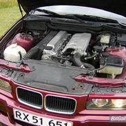 BMW 325 TDS