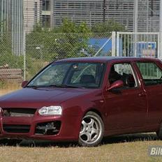 VW GOLF 1,8(solgt)
