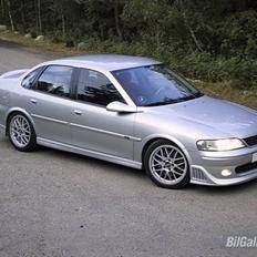 Opel Vectra B i500 *Solgt*