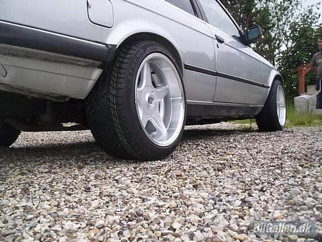 BMW 2,7 eta SOLGT=) - fint ser det jo ud:P billede 17