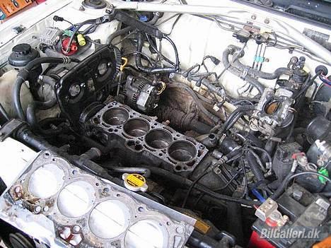 Toyota Celica GT Twincam - Ved at skifte toppakning November 2006. billede 11