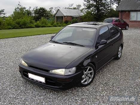 Toyota Corolla GSI - Frække linjer, hun ser godt ud... billede 2