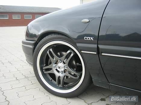 Opel Vectra A 2.0i CDX - SOLGT billede 6