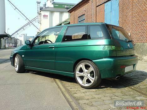 Alfa Romeo 145 billede 11