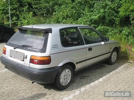 Toyota Corolla XL 1.3 (solgt) - Skønhedslur billede 3