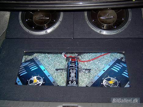 Nissan Primera eGT  !!!SOLGT!!! - Er 70% færdig med bagagerummet.. Nu mangler der kun glasfiber-arbejde:) billede 6