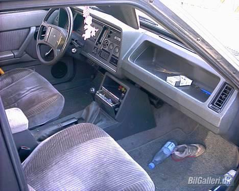 Ford Granada 2,3 V6 skrottet - kontrolpanelet :P billede 4