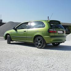 Nissan Almera Sport N15