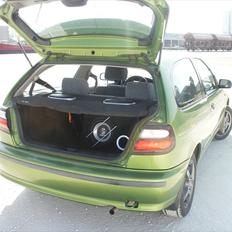 Nissan Almera Sport N15