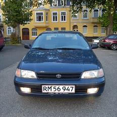 Toyota Carina E